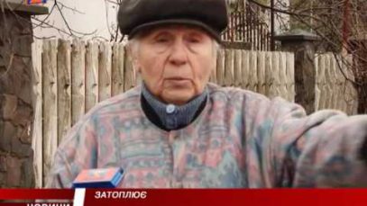 Через прорив дамби у селищі Кольчино на Мукачівщині кілька дворогосподарств підтопило