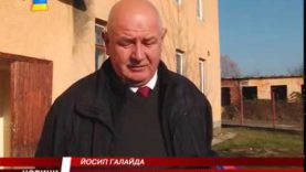 В Берегові замінюють старі комунікації