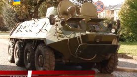 В Ужгороді пройшла виставка спецтехніки і зброї