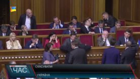 Політики вимагають скасувати е-декларування для громадських активістів