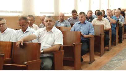 37338418_2170165846389967_628732071958806528_n