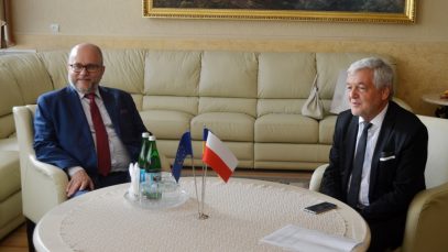 Посол-Польщі-1