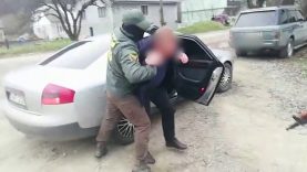 Сільський голова з Рахівщині за 500 доларів хотів підкупити прикордонника