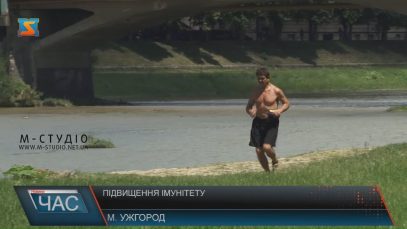 Перенести спеку малюкам може допомогти грудне вигодовування