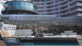 В Ужгороді на місці, де знайшли старовинні підвали, так і не припинили будівельні роботи