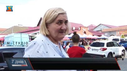 У Мукачеві через собак та їхніх власників на дитячих майданчиках не залишається місця для дітей