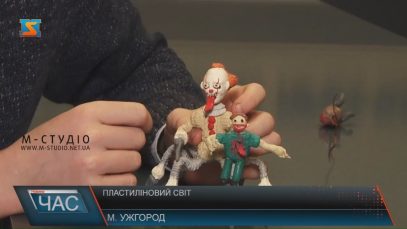 Ужгородський підліток після героїв мульфільмів та ігор хоче відтворити Ужгород у пластиліні
