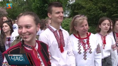 «Марш вишиванок». Урочиста хода