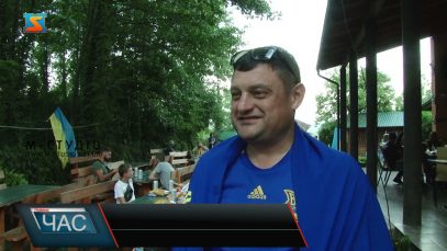 Вболівали за збірну. Закарпатці радіють