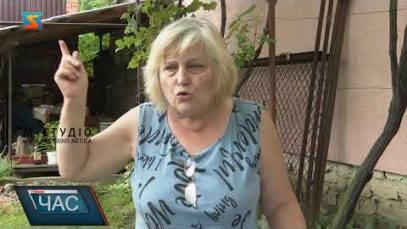 Наодинці з проблемою. Затоплює двір