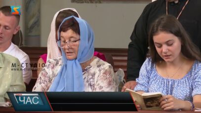 «Матері у молитві»